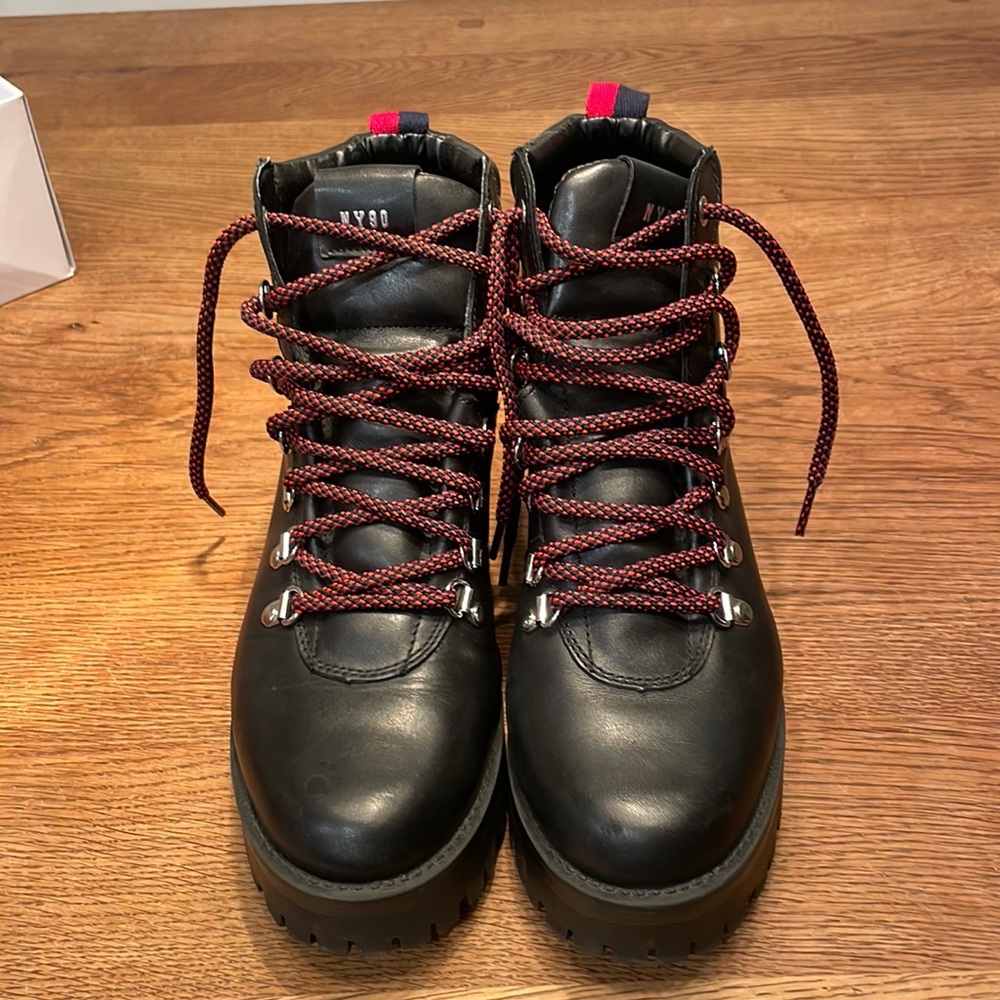 Black leather Steve Madden boot. Size 8.5